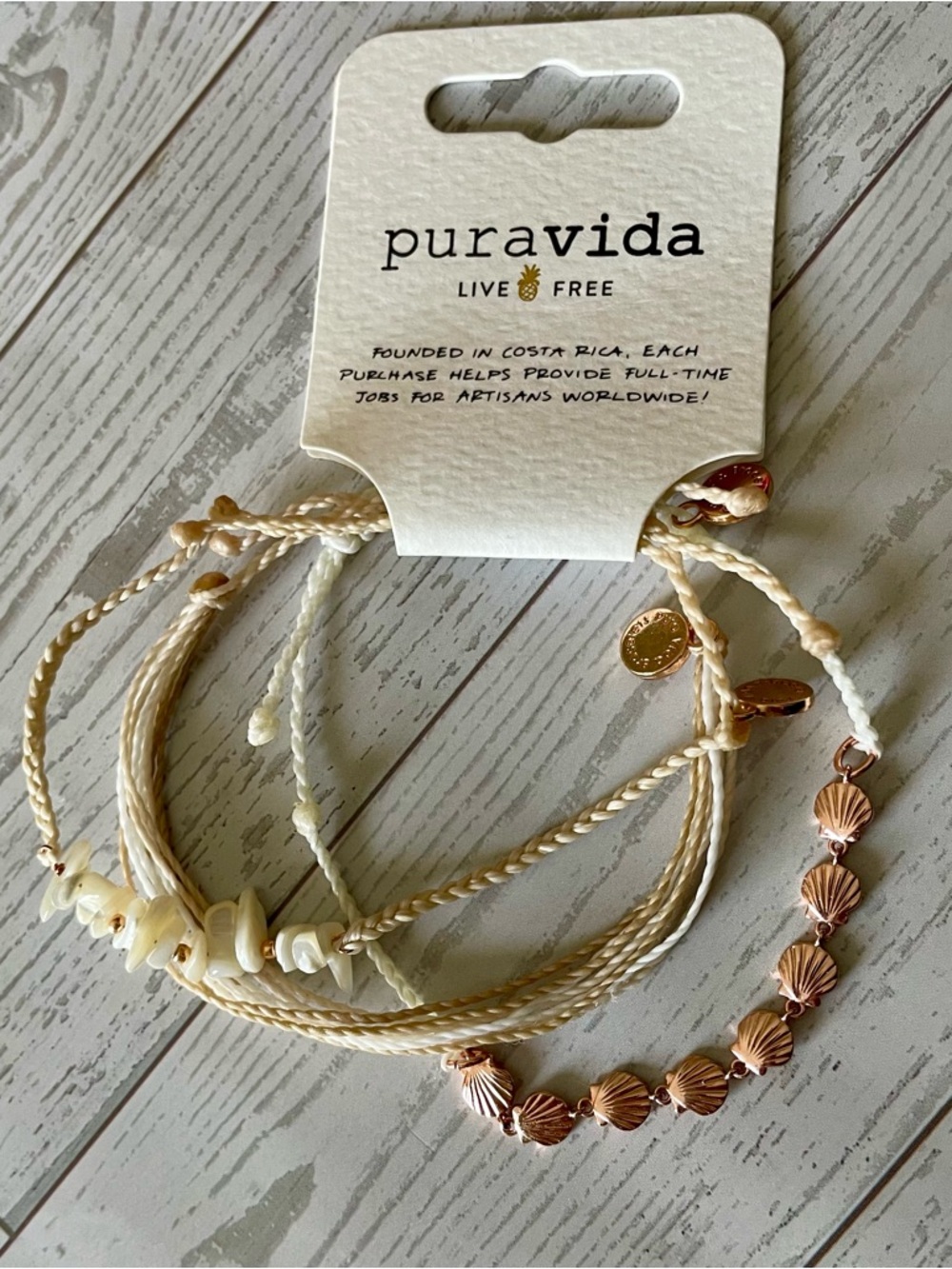NWT Pura Vida Shell Themed Bracelet Set with Rose Gold Shell Accents🏝️🐚